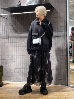 やっぱり「黒」が最強♡【ジーナシス】今すぐ真似したい！「ブラックコーデ」