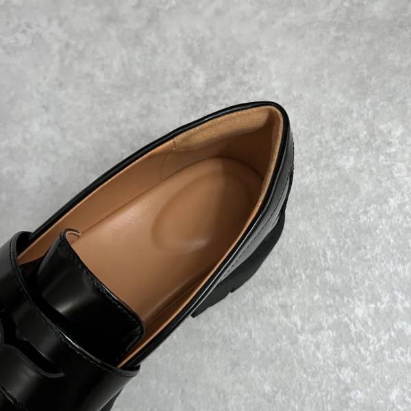 「既にサイズ欠け」ってマジ？！【UNIQLO:C】買って「損」はない！”コンフィールタッチローファー”