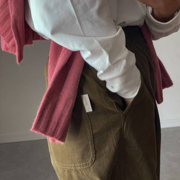 ＜印象に残るデザインが可愛い♡＞【しまむら×LOGOS】の秋の新作”ボトムス”が「季節感」満載！