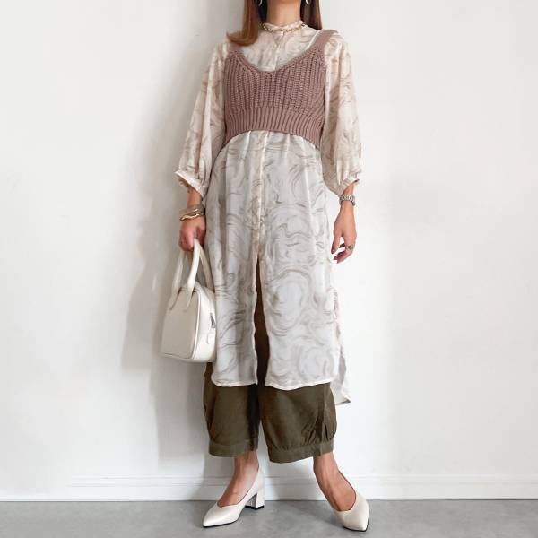 ＜印象に残るデザインが可愛い♡＞【しまむら×LOGOS】の秋の新作”ボトムス”が「季節感」満載！