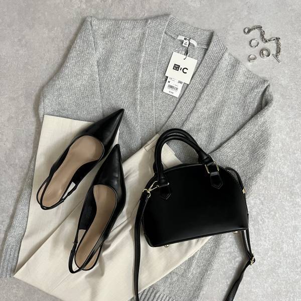 「絶妙」なカラーで「オシャレ感がアップ」！！【UNIQLO：C】「SNSでも人気」”ソフトVネックフレアスリーブカーディガン”