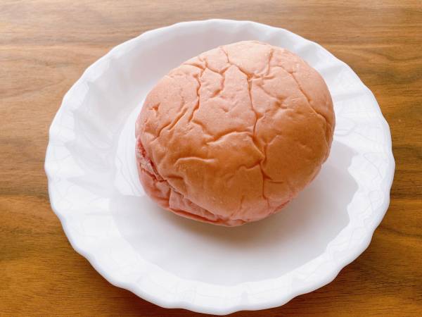 「牛乳と一緒に食べる」のがオススメ？！【ファミリーマート】”はらぺこカービイのりんごパン”は「かわいい」だけじゃないっ！！