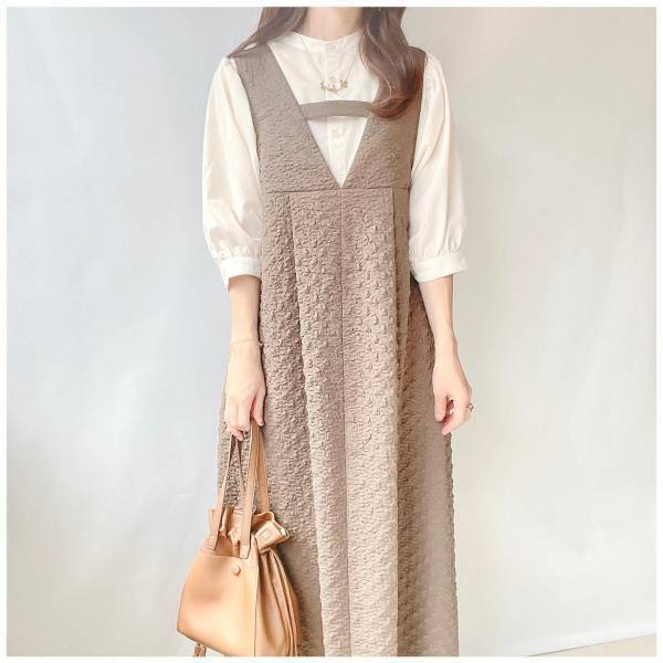 形・色・シルエット「すべてが可愛すぎ」【しまむら】まさかの1089円”秋ブラウス”まとめ