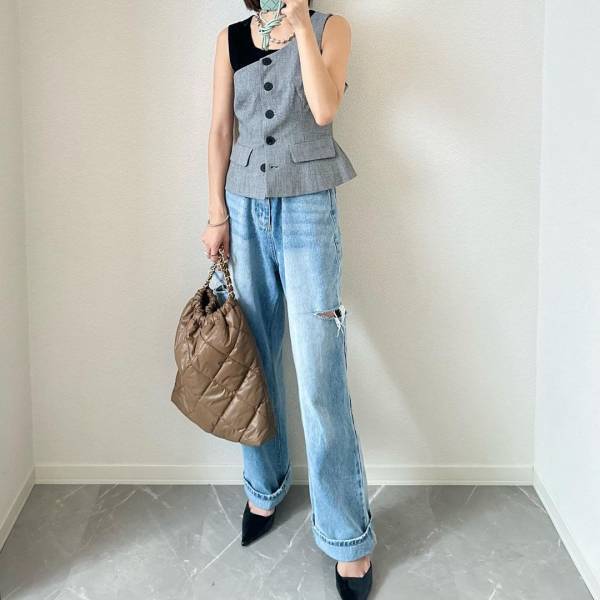 「史上最強」で「一目惚れ」♡【ZARA】夏コーデに今すぐ重ね着できちゃう”秋ベスト”2選