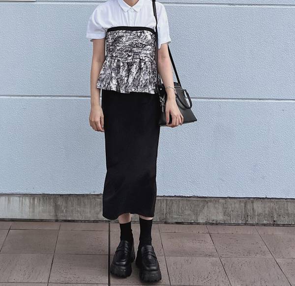 この秋真似したい！レトロさが可愛い♡【ローファーコーデ】