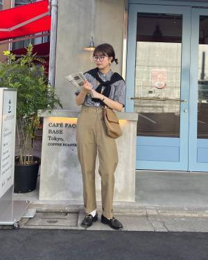 この秋真似したい！レトロさが可愛い♡【ローファーコーデ】