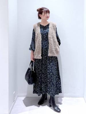 こりゃ、モテるやつだ♡【グローバルワーク】1軍の予感しかない！ 大人っぽ「花柄ワンピ」