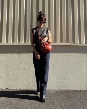 レザー調が高見え♡【ユニクロ】マニア激推し！買わなきゃ損♡「優秀ラウンドバッグ」