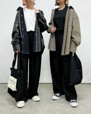 《コレで3000円以下はマジ破格》【GU】今から「長く使える」“レザーシャツ”まとめ