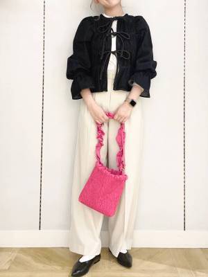 これはかわいい、、♡【ローリーズファーム】フロントリボンがポイント！「デニムブラウス」