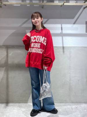 ＜何枚あっても使える！＞【ローリーズファーム】どのカラーも優勝！「スウェットコーデ」