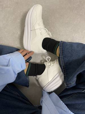 「おしゃれ」なだけじゃないっ「履くだけ」で「ダイエット」も出来ちゃう！？”スニーカー”が凄い！