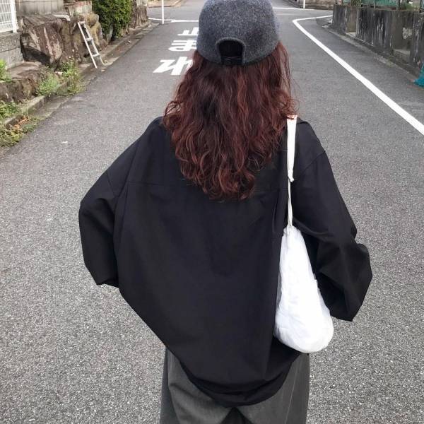 ＜衝撃＞『可愛いすぎて即買い』【ユニクロ】「フォルム」が天才すぎる“秋っぽキャップ”紹介