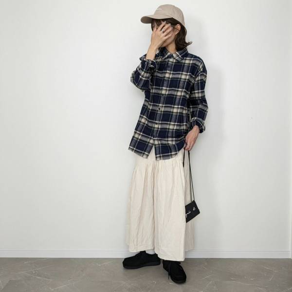 『断トツ』で気に入ったー！！「可愛ぃぃぃ」♡【ユニクロ】「本当におすすめ」“チェックシャツ”2選