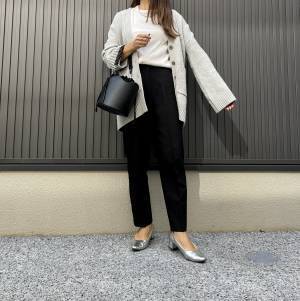 【UNIQLO：C】の「人気」アイテム！”ソフトニットVネックカーディガン”は「シルエットもキレイ」です！