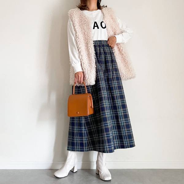 「秋コーデ」は『チェック』で決まり！！【しまむら】「配色」がかわいい”スカート”♡