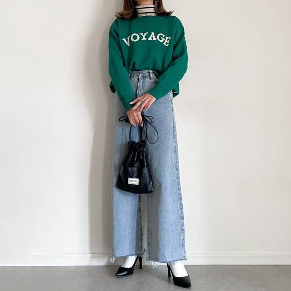 ＜映えること間違いなし！＞【しまむら】「パキッ」とした「グリーン」”ロゴニット”が可愛すぎる！