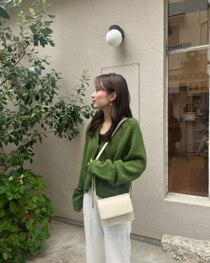 手放せないこと「間違いなしっ」！【ユニクロ】「ふわふわゆるっと」な”スフレヤーンカーデ”が可愛すぎる