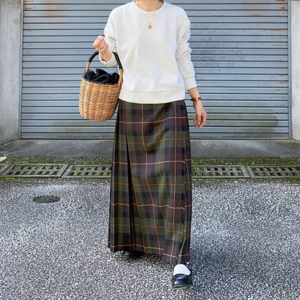 コーデに困ったら真似したい！【スウェット 】の垢抜けコーデ術