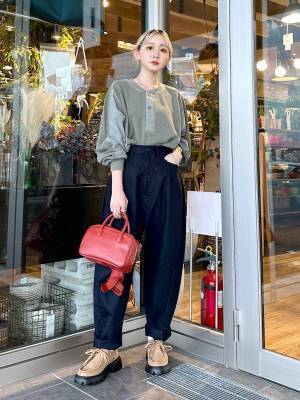 この秋履きたい♡ レトロ可愛く決まる【モカシンコーデ】は？