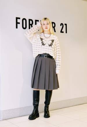 この秋【FOREVER 21】が推す「エモグランジ」って？人気スタッフが着こなし指南！