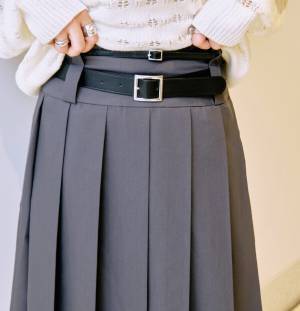 この秋【FOREVER 21】が推す「エモグランジ」って？人気スタッフが着こなし指南！