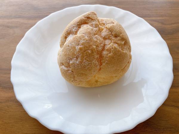 激ウマ！「200kcal以下」はありがたい…！【セブンイレブン】“カスタードシュー”が絶品！