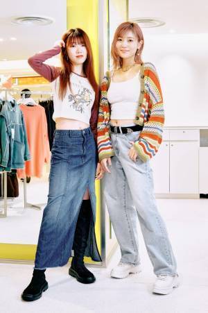 【FOREVER 21】の人気スタッフが着こなす！初秋から着られる肌見せコーデ