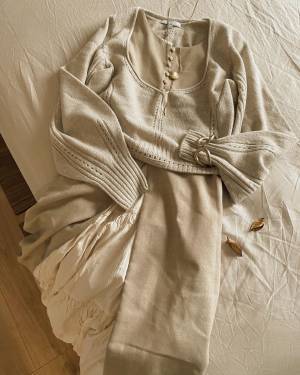 「売り切れ続出」らしい!!【ユニクロ × mame】震えるほど可愛い♡「大人気セーター」