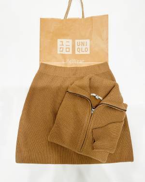 これはバズりそう…ッ！！「質感が心地よい♡」【UNIQLO：C】“ニットセットアップ”が大人可愛い