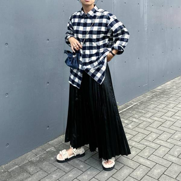 今年の「チェック」もう買った？【ユニクロ】着回し方いろいろ♡「優秀シャツ」