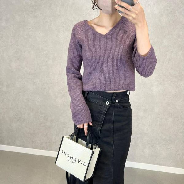 【GU】の新作ニットが「優秀だった件」！コスパ◎でこっくり秋カラーにきゅん♡