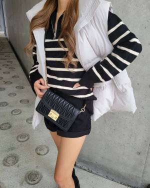 去年も大人気！「GETできてよかった」【GU】「小顔効果も期待大」”ダウンベスト”が可愛すぎる