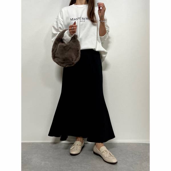 「着心地がいい」ゆったりシルエットが可愛い♡【WEGO】の”ロゴスウェット”コーデ集