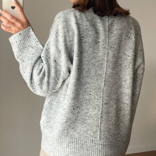 「バズったアイテム」が「アップデート」して帰ってきた！【しまむら】”クッキー＆クリームニット”は「抜かりない可愛さ！」