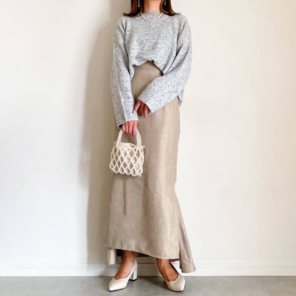 「グレー」がかわいくて「クッキー＆クリーム」みたい！！【しまむら】”バズりニット”のコーデ特集