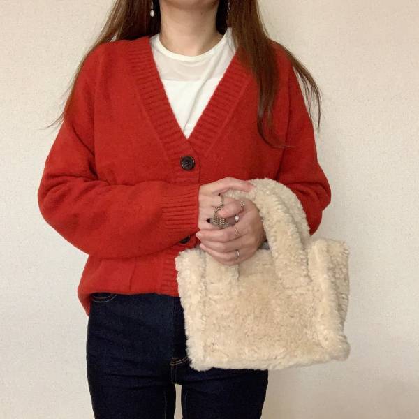 ＜一気に季節感アップ＞チェック派？ボア派？【GU】の「秋冬におすすめ」”バッグ”2選