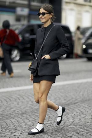 「オールブラック」のワンカラーコーデを成功させるには？【ストリートスナップ】