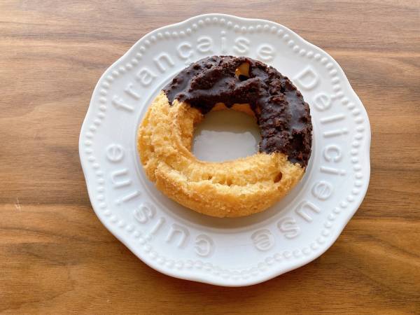 「128円」で「大満足」！！【ファミリーマート】「さっくり食感」の”オールドファッション”が「おやつ」にピッタリ♡