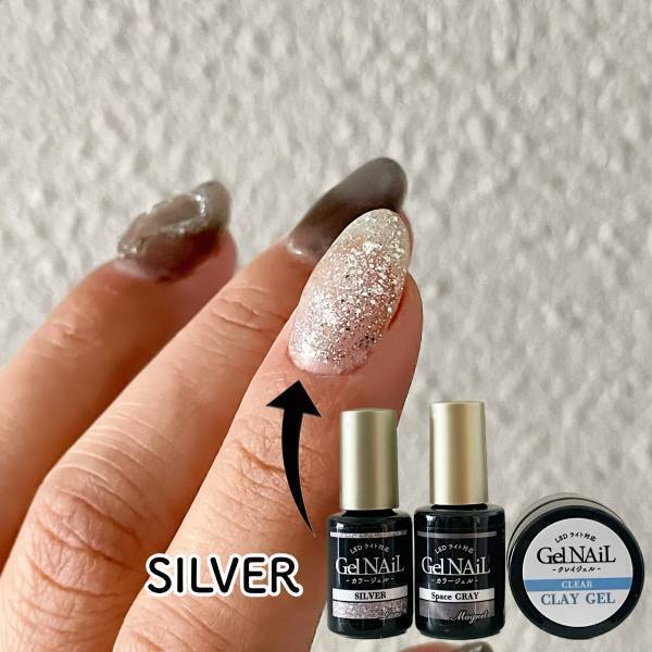 「早くも完売必至！」【Seria】の「110円」新作ジェルでプチプラネイルが高コスパすぎる！