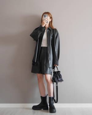 ＜今年も大注目！！！＞【GU】秋冬コーデに必須！「レザーシャツ」