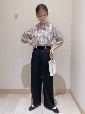 も、もう値下げですか！？【グローバルワーク】長ーく着回せて便利！「万能ブラウス」