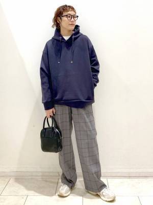 実はオシャレ見え！【グローバルワーク】1着あると便利♡「フーディアイテム」