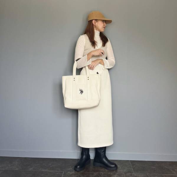 こればっかり履いちゃうかも♡【ユニクロ】お値段以上に優秀！「秋シューズ」