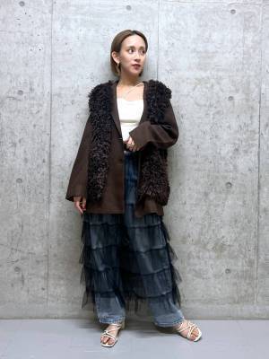 めちゃ軽！【ローリーズファーム】羽織るだけでこなれ感♡「ファーベスト」