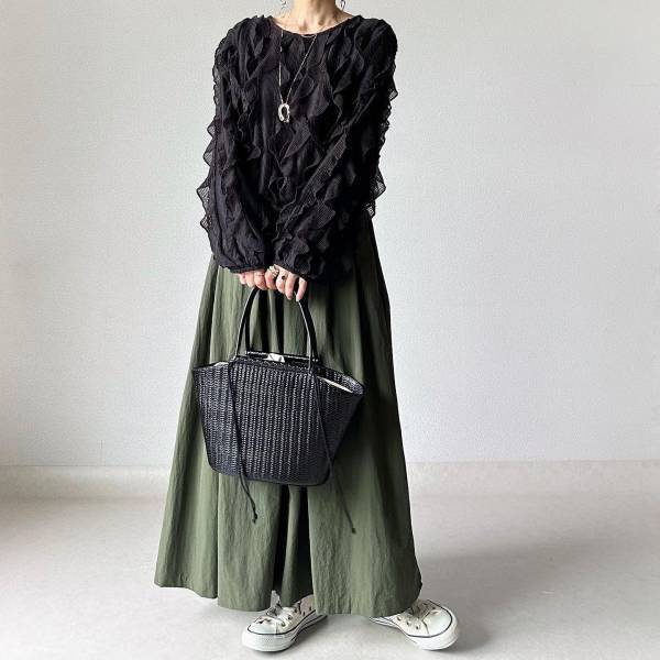 秋も【カーキ】愛が止まらんッ♡ 今から準備しておきたい！「最旬アイテム」