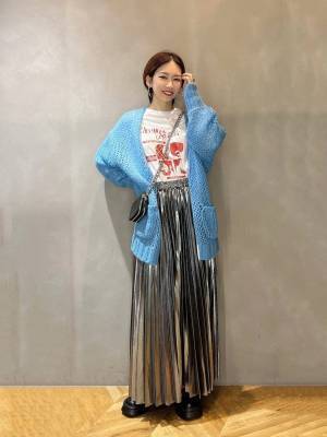 待って。クオリティ高ッ!!【JEANASIS】光沢感が今っぽ可愛い♡「プリーツスカート」