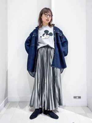 待って。クオリティ高ッ!!【JEANASIS】光沢感が今っぽ可愛い♡「プリーツスカート」