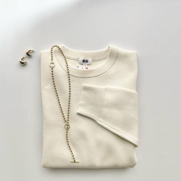 「早めにget」してーーッ！コレ「ほんとすごい」！【ユニクロ】“上品ニット”紹介