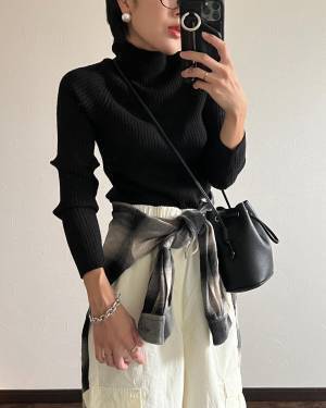 着回し力最強！【ユニクロ】モノトーンコーデにおすすめ「チェックシャツ」